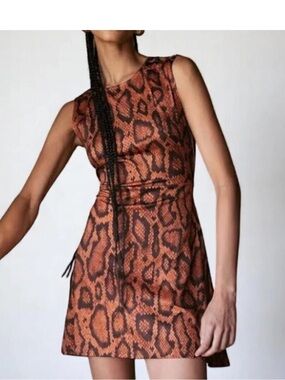 NWT WeWoreWhat Muscle Tank Mini Dress in Snake Print. Sz m